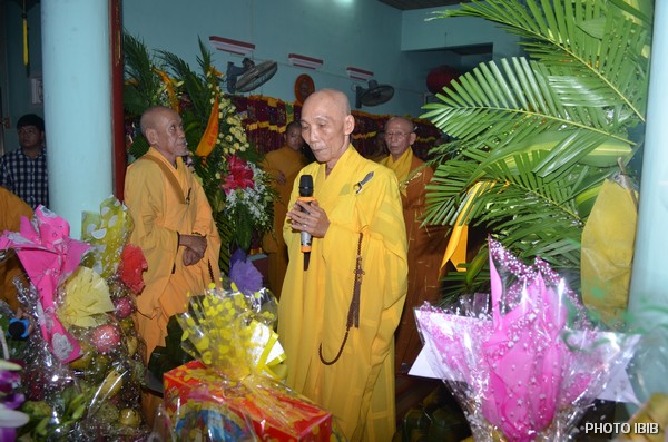 Hoà thượng Thích Thanh Quang, Viện trưởng Viện Hoá Đạo, dâng lời Phát nguyện